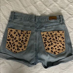 Garage Jean Shorts with Chetah print pockets